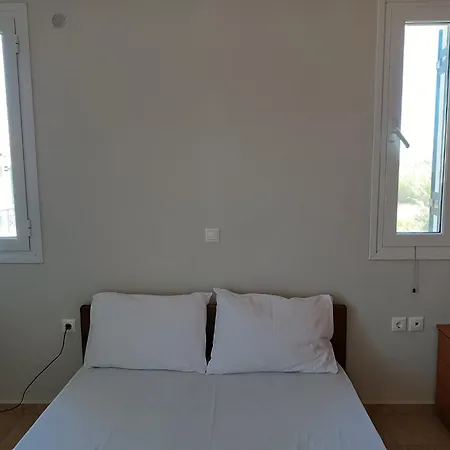 Rania: ευάερη με θέα τη θάλασσα * Ликсури