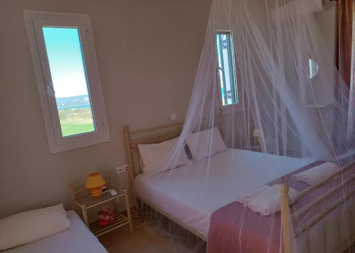 Rania: ευάερη με θέα τη θάλασσα Lixouri