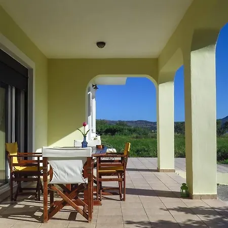 Rania: ευάερη με θέα τη θάλασσα Vila *