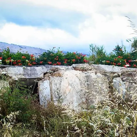 Βίλα Rania: ευάερη με θέα τη θάλασσα *