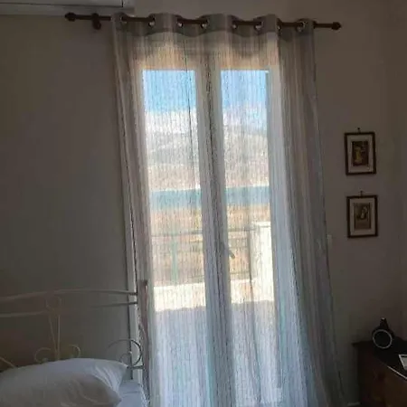 Vilă Rania: ευάερη με θέα τη θάλασσα